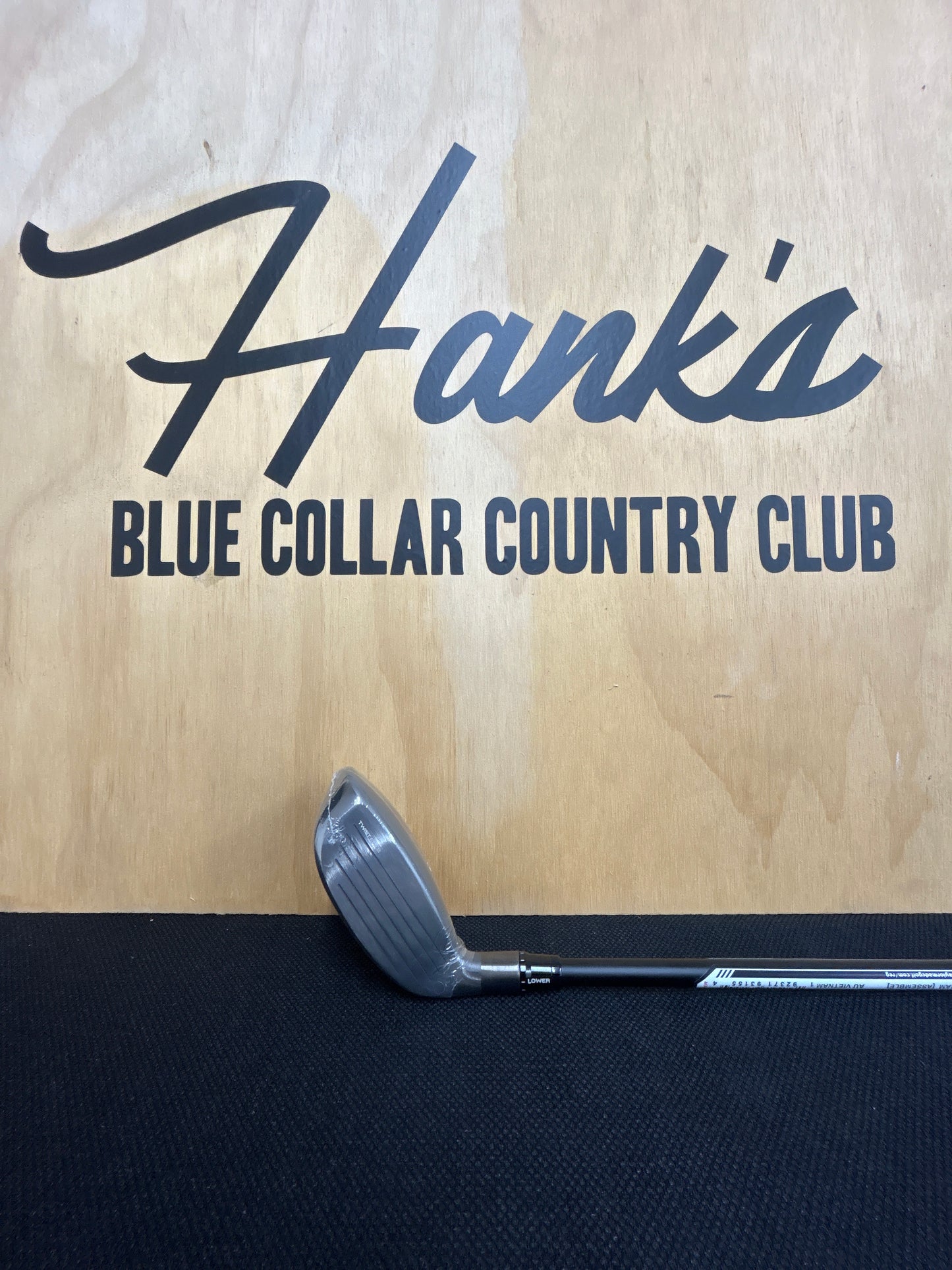 New TaylorMade Qi35 Rescue 3-Hybrid