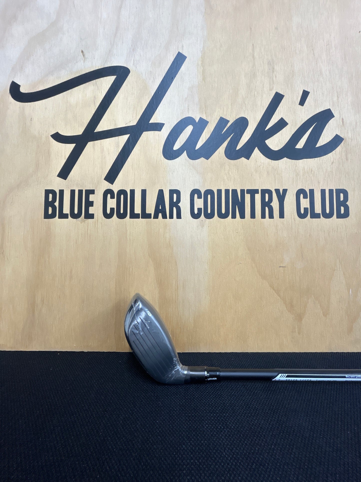 New TaylorMade Qi35 Rescue 4-Hybrid