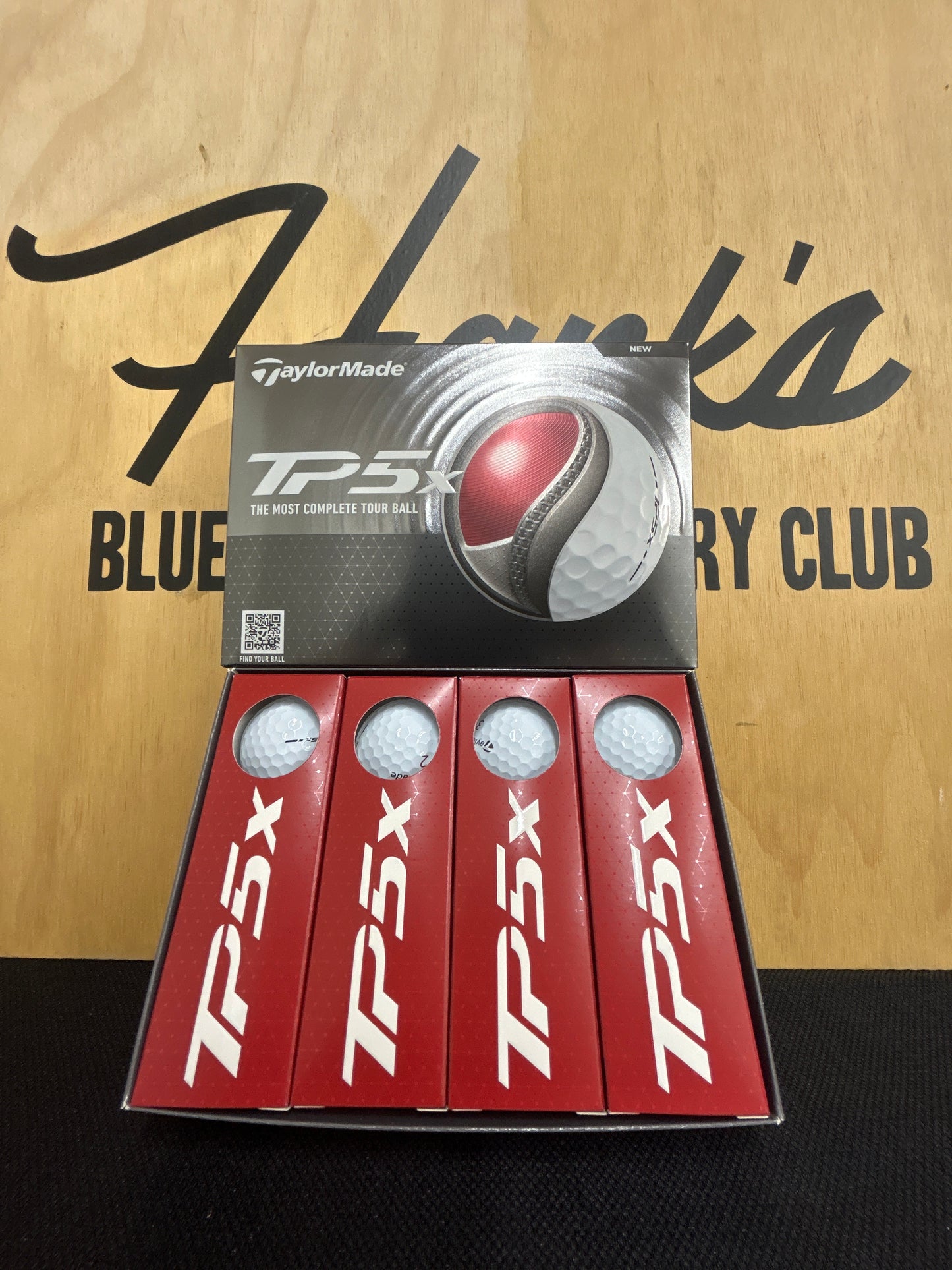 New TaylorMade TP5x Golf Balls